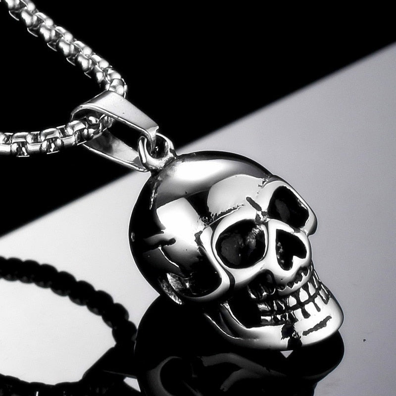 Gothic Shinny Skull Necklace