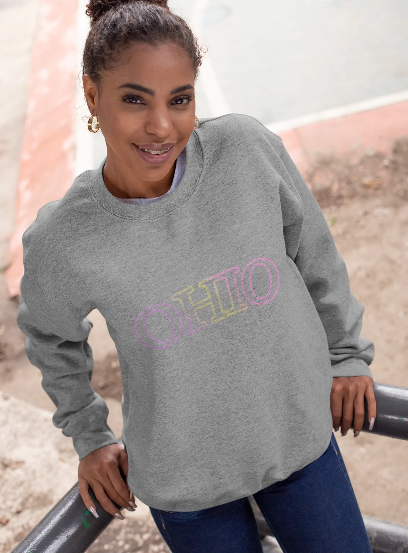 Womens Gradient Ohio logo Sweatshirt