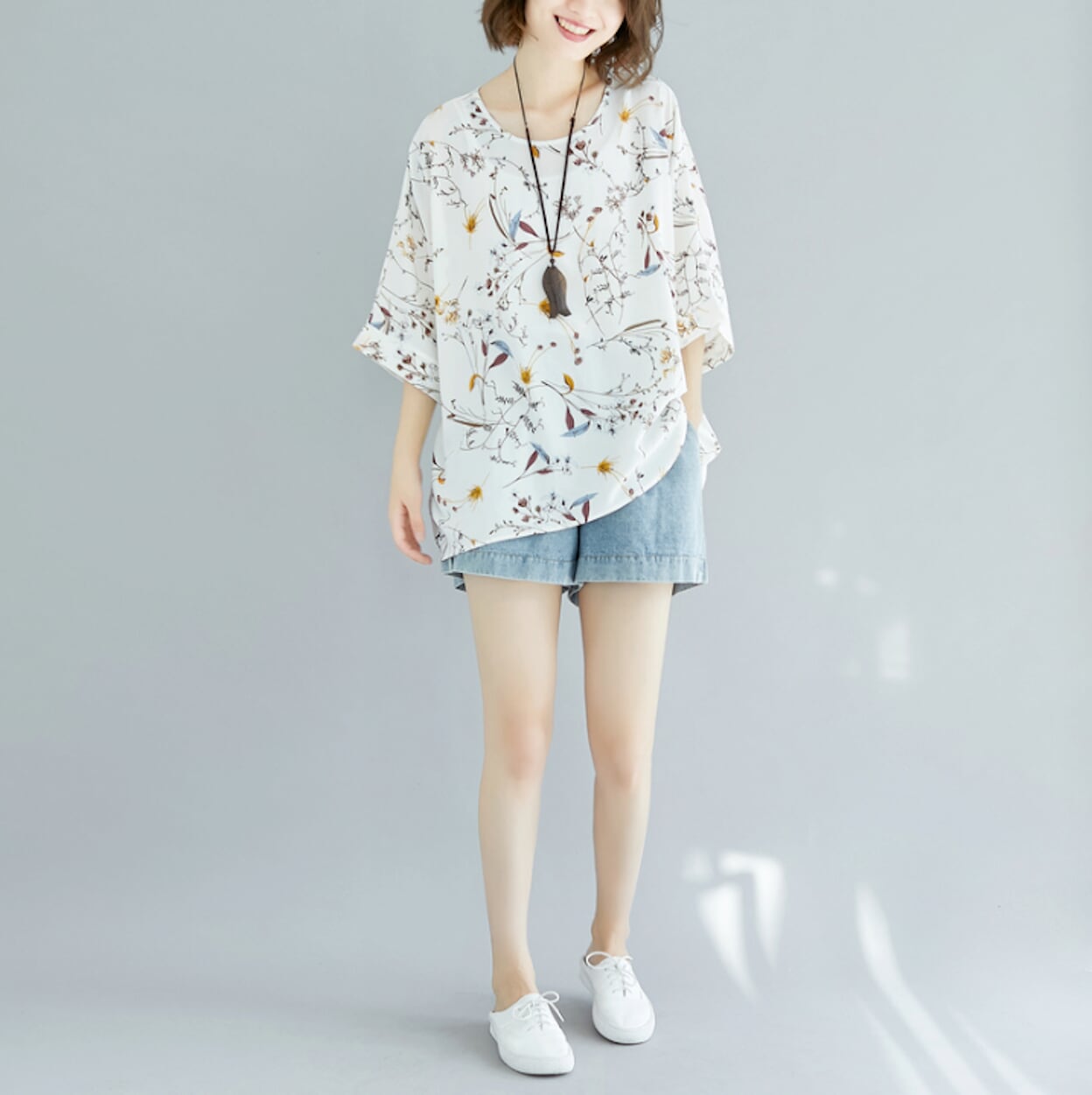 Womens Batwing Floral Top
