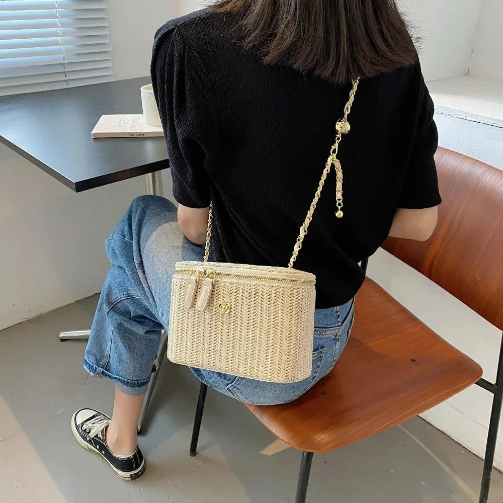 Women Summer Straw Bucket Bag