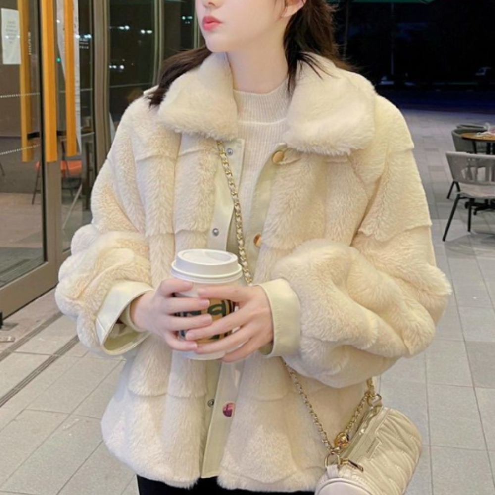 Womens Short Faux Fur Vegan Friendly Jacket