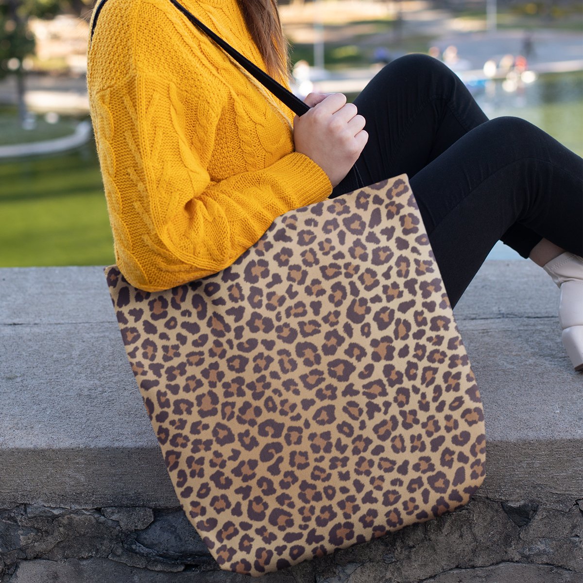 Large leopard clearance print tote bag