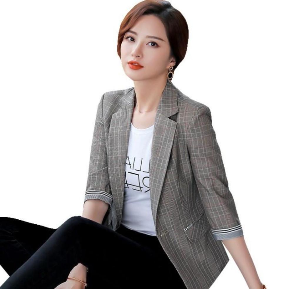 Womens Slim Fit Quarter Sleeve Single Button Blazer